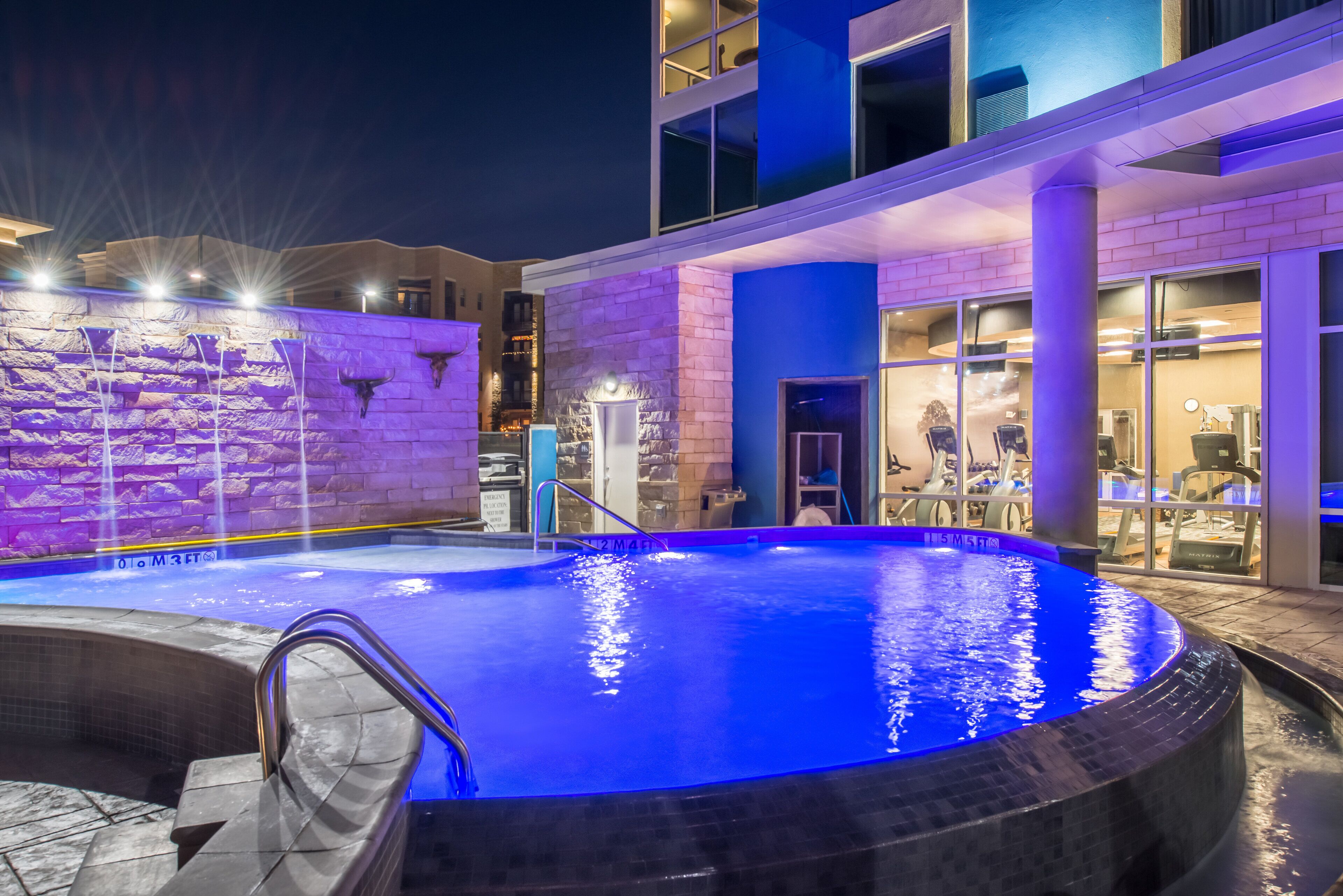 Seasonal outdoor pool