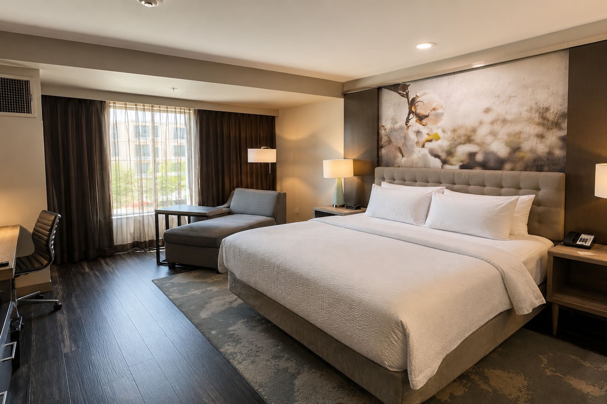 In-room safe, desk, laptop workspace, blackout curtains