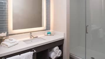 Shower, free toiletries, hair dryer, towels