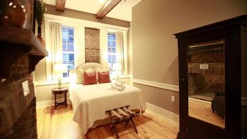 Premium Apartment, 3 Bedrooms, Non Smoking | 1 bedroom, premium bedding, iron/ironing board, cribs/infant beds