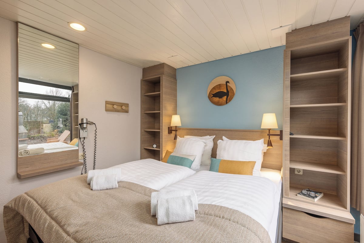 Deluxe Cottage, 2 Bedrooms | In-room safe, free WiFi, bed sheets