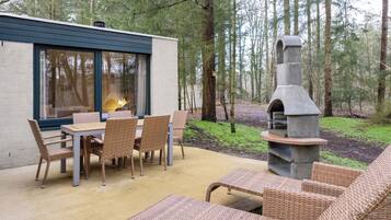 Deluxe cottage, 3 slaapkamers | Kameruitzicht
