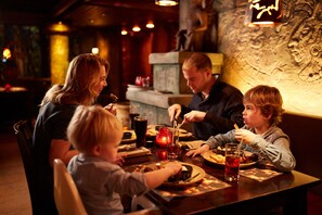 6 restaurants, Italian cuisine