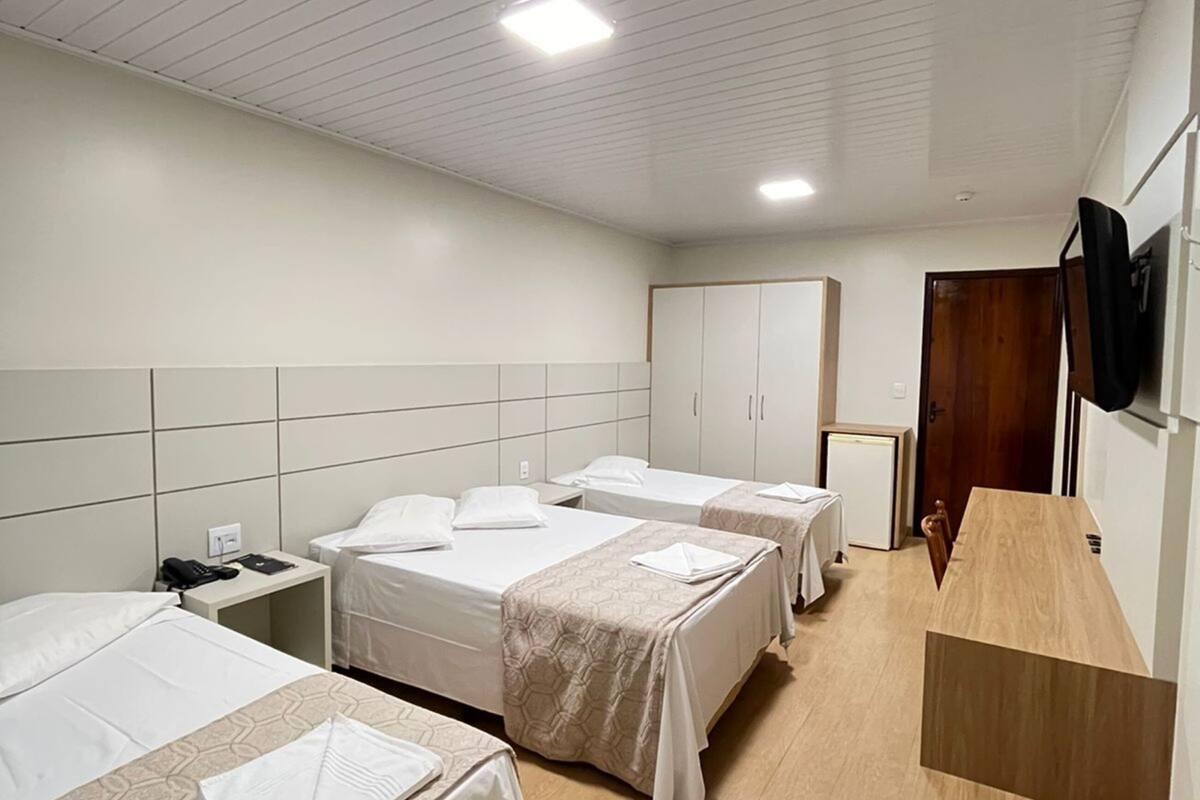 executive room | 1 bedroom, minibar, free wifi, bed sheets