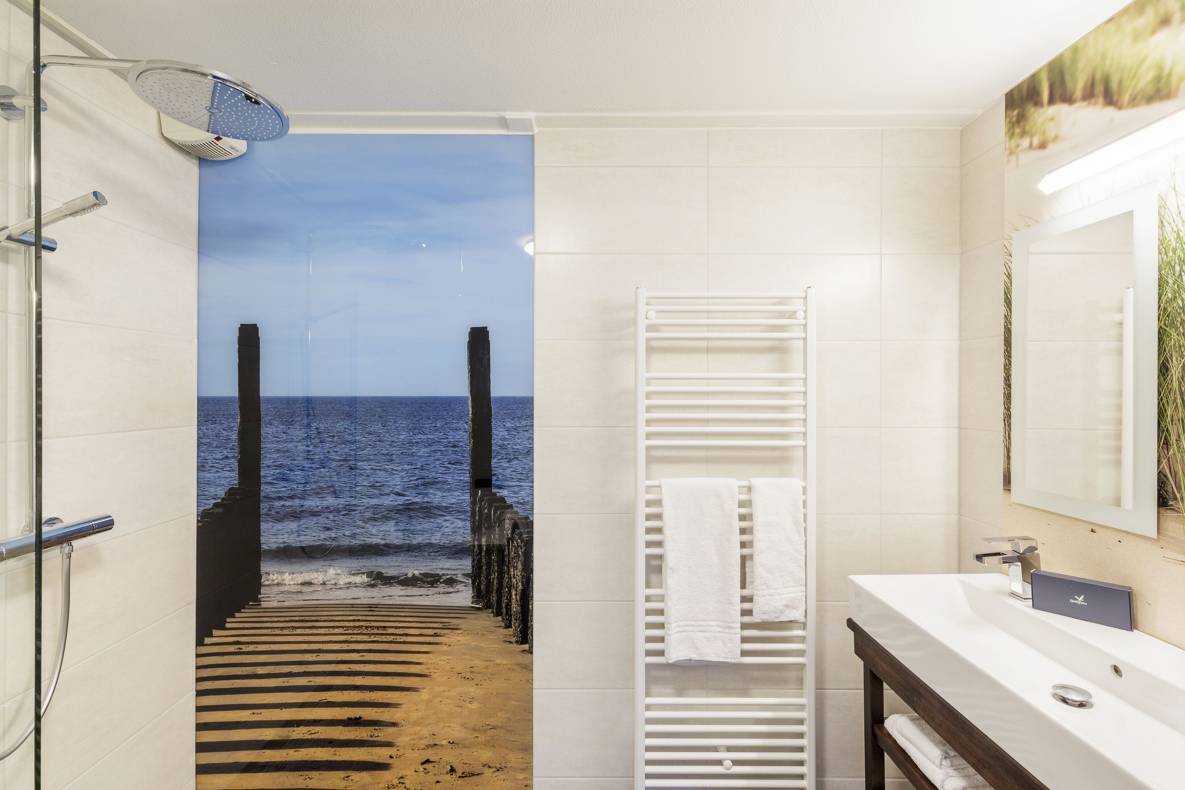 Deluxe Cottage | Bathroom | Shower