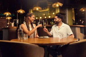 3 restaurants, breakfast, lunch, dinner served; Italian cuisine - Center Parcs De Vossemeren (Lommel)