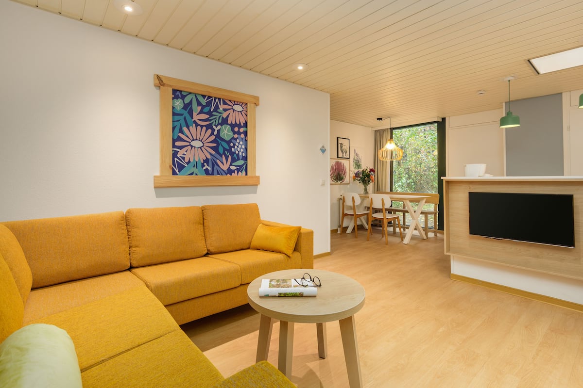 Comfort Cottage, 2 Bedrooms | Living area