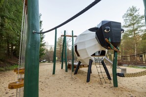 Aire de jeux - extérieure