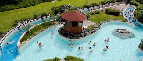 Indoor pool, outdoor pool