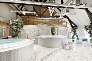 Sauna, hot tub, steam room, body wraps, body scrubs, facials