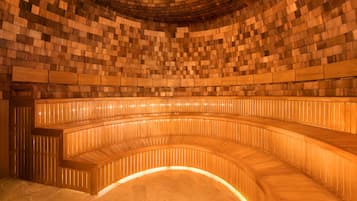 Sauna, höyrysauna, vartalohoitoja, vartalokääreitä, vartalon kuorintoja