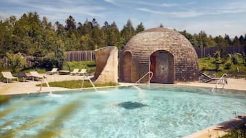 2 outdoor pools, a natural pool, open 10:00 AM to 7:30 PM, sun loungers