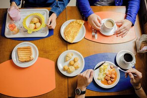 Free daily buffet breakfast - Luds Comfort Hotel (Ponta Grossa)