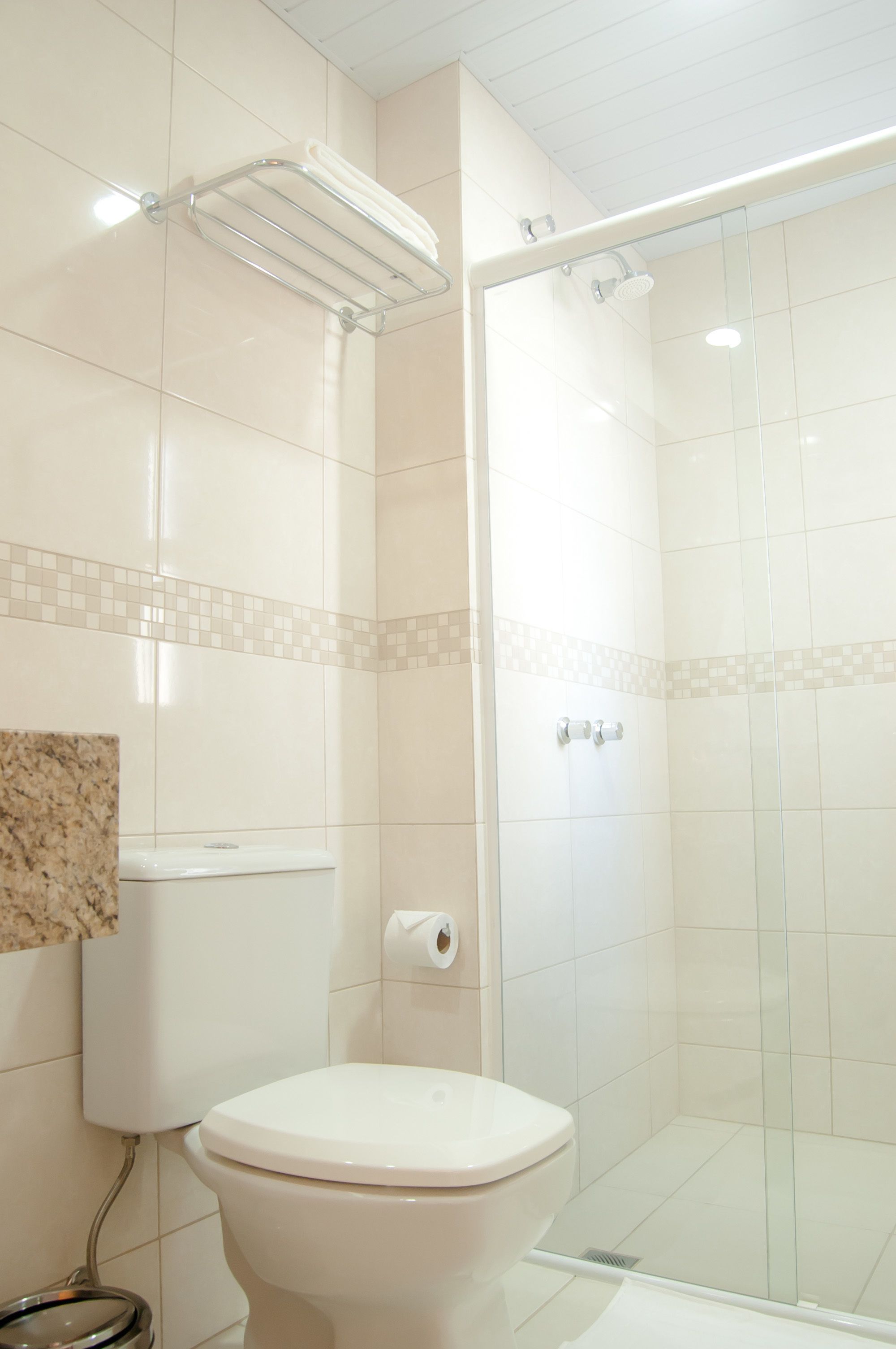 triple room, city view | bathroom | shower, free toiletries, hair dryer, towels