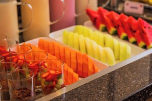 Tägliches inbegriffenes Frühstücksbuffet