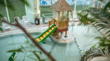 Piscine couverte, piscine extérieure, maßtres-nageurs sur place