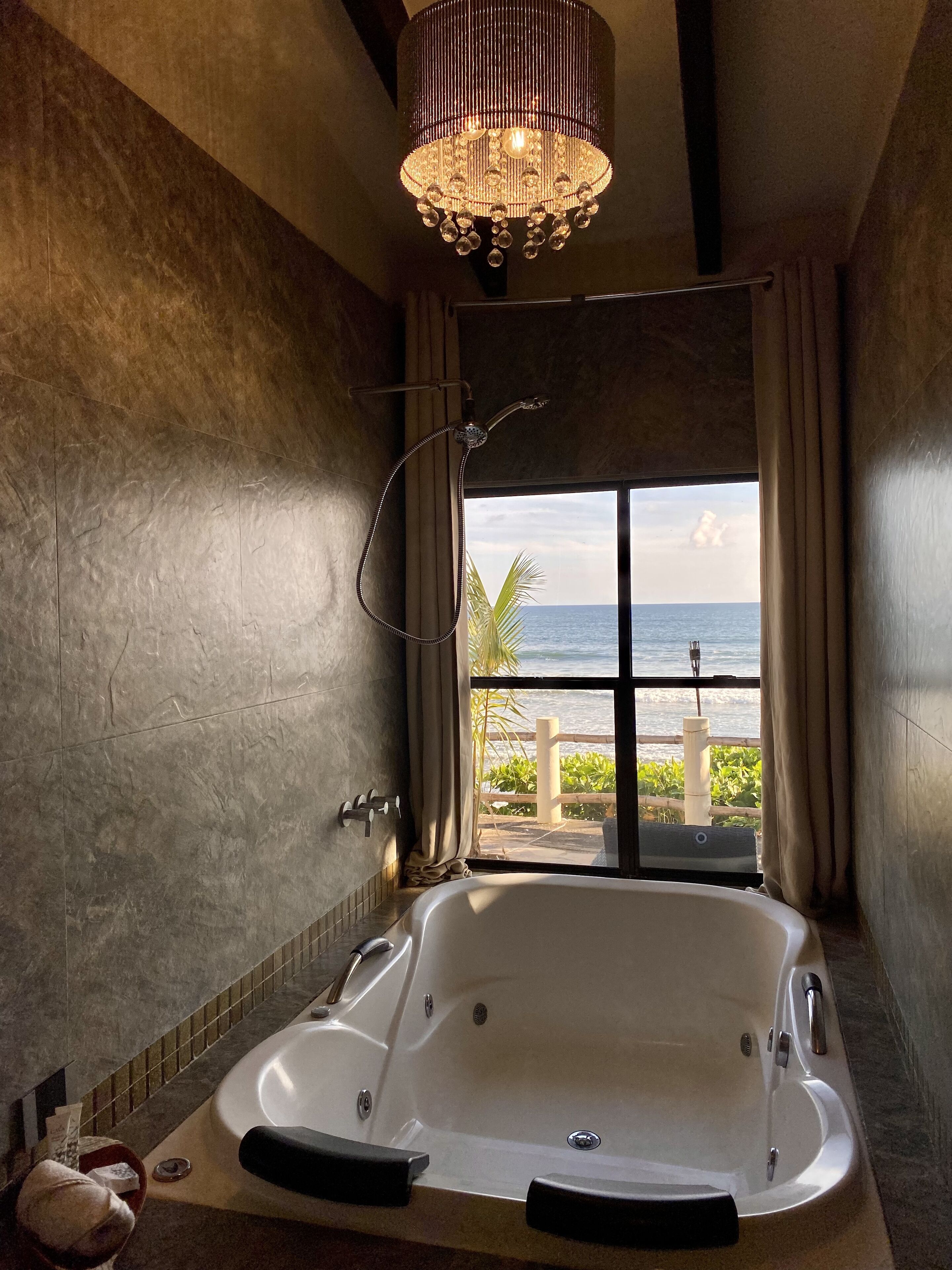 Vista Las Olas Surf Resort