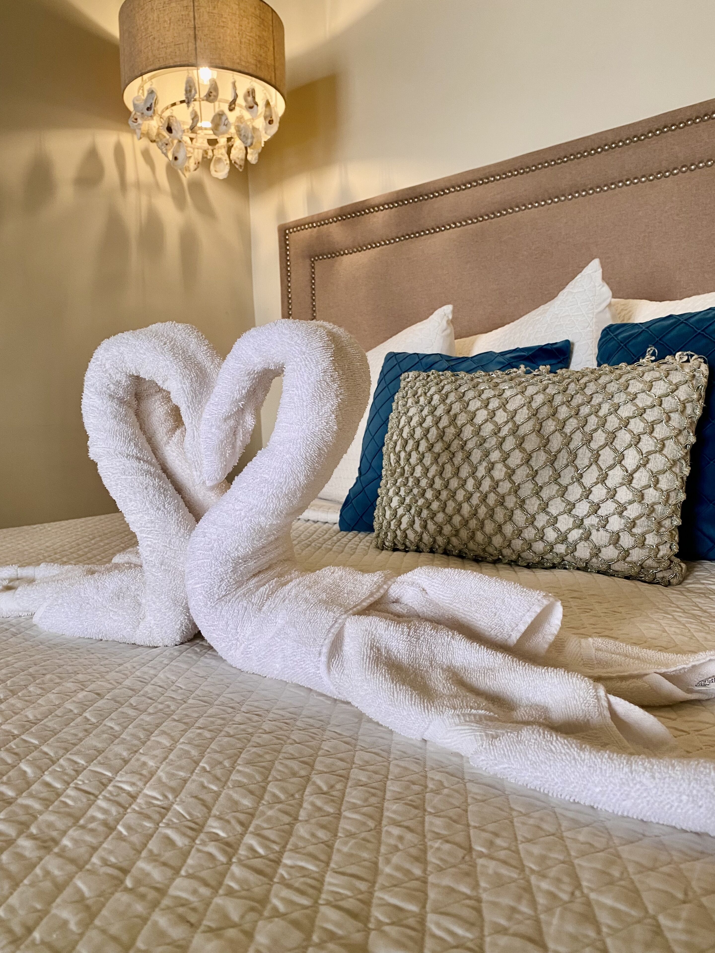 honeymoon room, 1 king bed, hot tub, ocean view | in-room safe, desk, iron/ironing board, free wifi