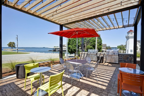 Home2 Suites by Hilton Decatur Ingalls Harbor