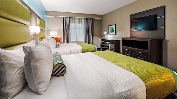 Holiday Inn Express And Suites Pasadena Houston Southeast By Ihg - Pasadena, TX