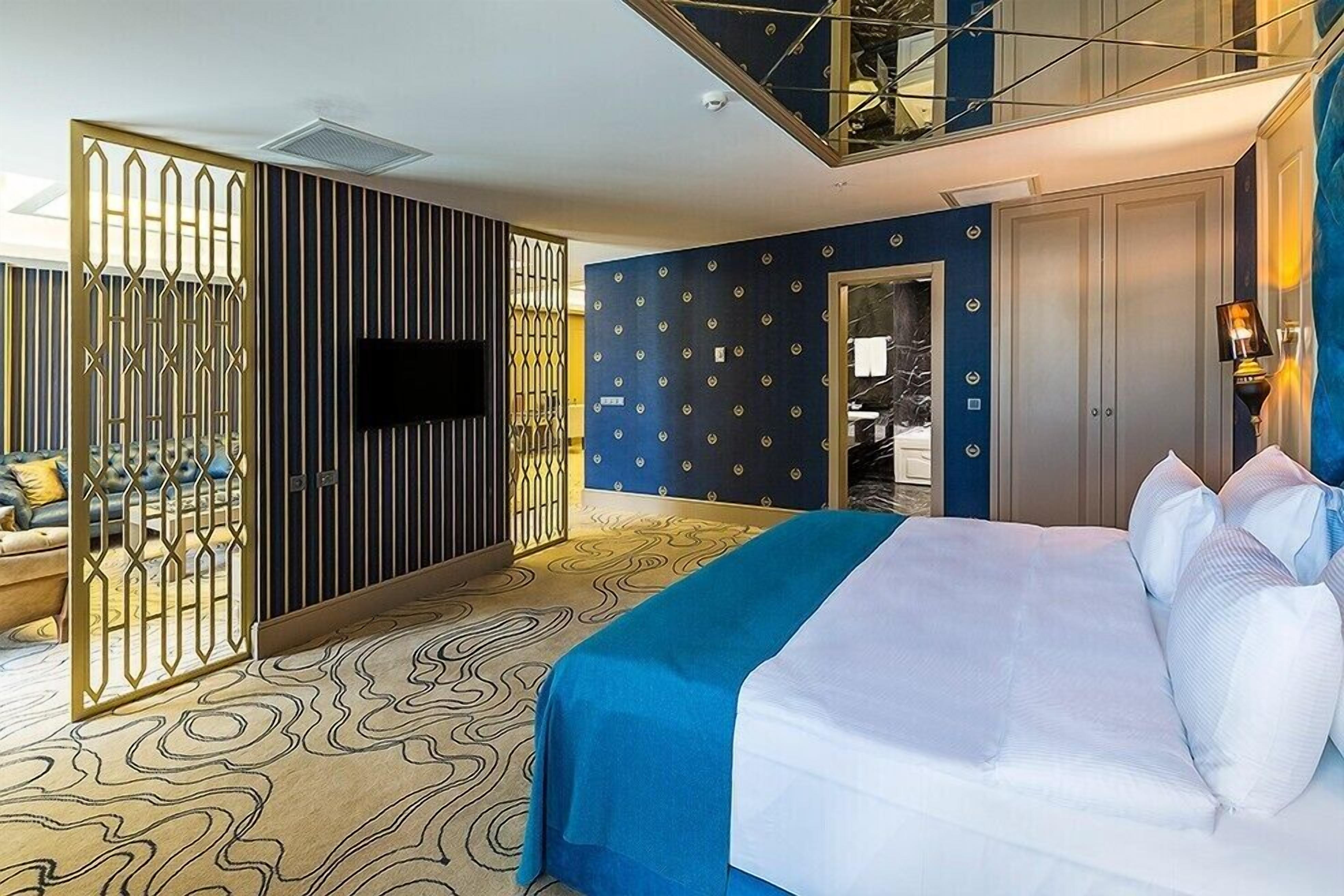 presidential suit | 1 bedroom, egyptian cotton sheets, premium bedding, minibar