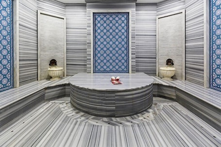 Couples treatment rooms, Turkish bath, body treatments, hydrotherapy