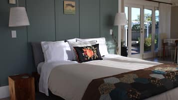 Premium bedding, iron/ironing board, free WiFi