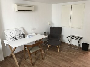Duplex família | Área de estar | TV de tela plana