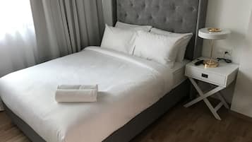 Family Duplex | In-room safe, desk, iron/ironing board, free WiFi