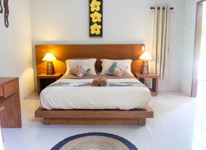 Deluxe Room | 1 bedroom, premium bedding, in-room safe, desk - Villa Bau Nyale (Kuta)