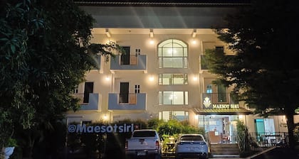 Maesot Siri Hotel