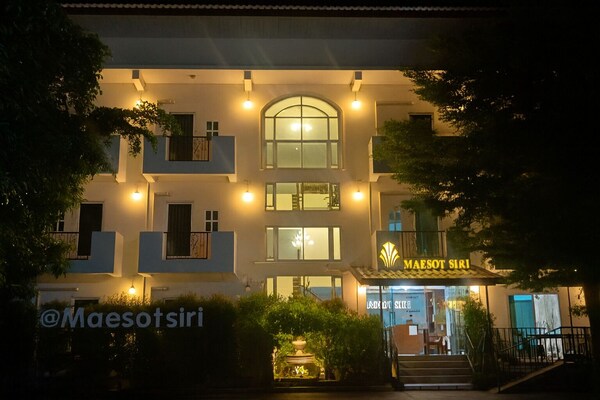 Maesot Siri Hotel - Mae Sot