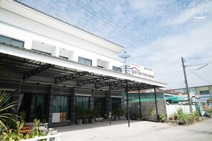Ngoại thất