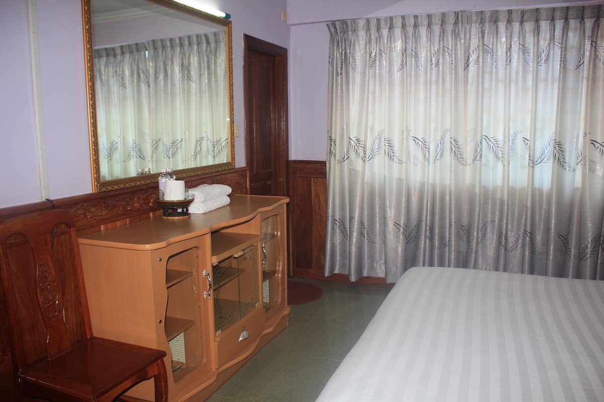 Superior Double Room (with AC)