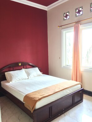 Villa, 5 soverom | 5 soverom, sengetøy av topp kvalitet, skrivebord og wi-fi (inkludert)