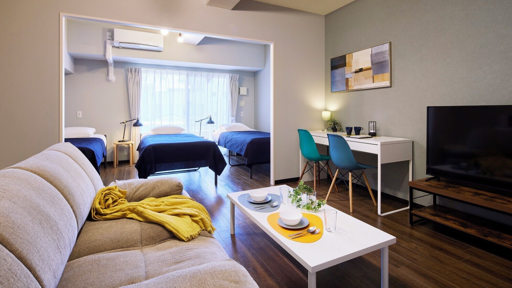 スーペリアファミリールーム | 客室ごとに異なる装飾、遮光カーテン、アイロン / アイロン台、WiFi (無料)