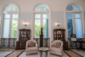 Sitteområde i lobbyen