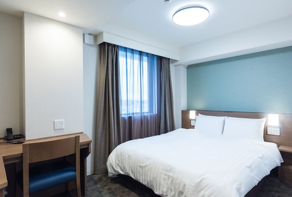 In-room safe, desk, free WiFi - Dormy Inn Express Sendai Seaside (Sendai)