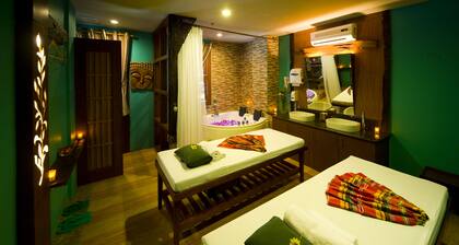 Skinetics Wellness Center Boutique Hotel