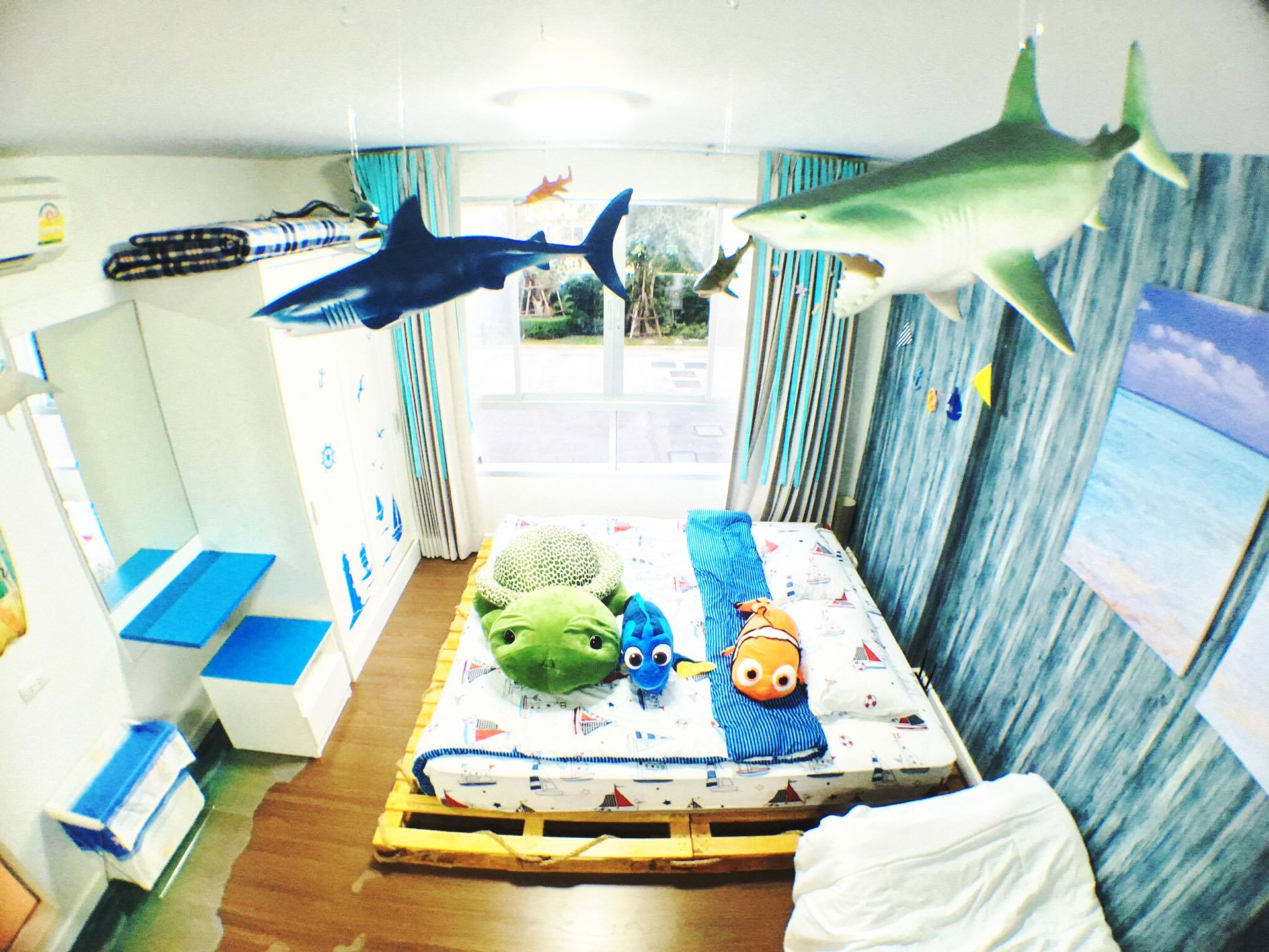 ห้องแฟมิลี่ | 1 ห้องนอน, โต๊ะทำงาน, ผ้าม่านกันแสง, ห้องเก็บเสียง