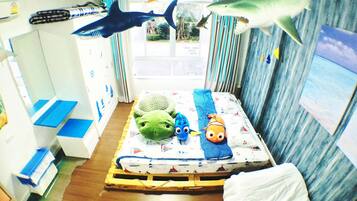 Family Room | 1 bedroom, desk, blackout curtains, soundproofing