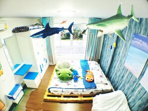 Kamar Keluarga | 1 kamar tidur, meja kerja, tirai kedap cahaya, dan kedap suara