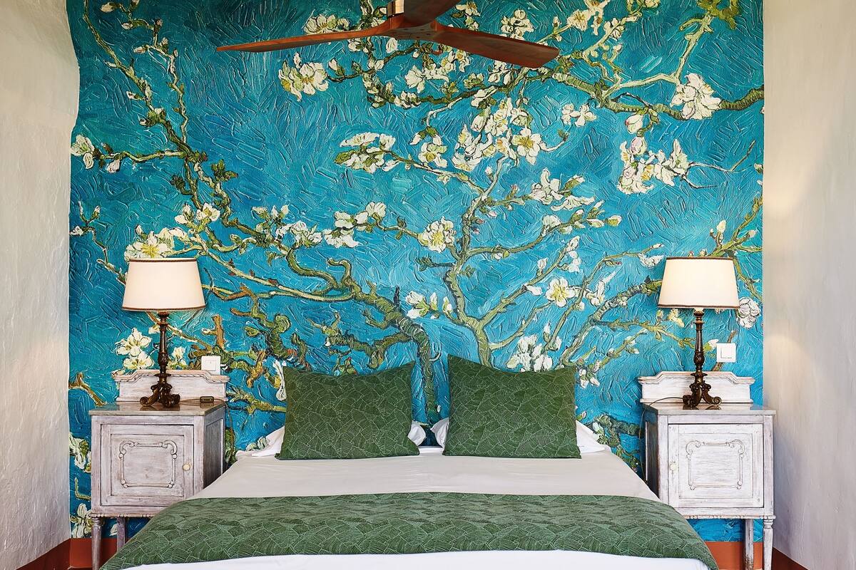 double room (almendros) | 1 bedroom, minibar, iron/ironing board, free cots/infant beds