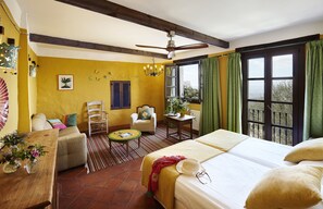 Minibar, fer et planche à repasser, lits bébé (gratuits), Wi-Fi gratuit