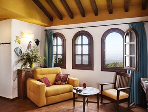 Double Room (Las Aves) | Minibar, iron/ironing board, free cribs/infant beds, free WiFi