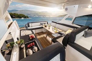 Mobile Luxury-Unterkunft, 2 Schlafzimmer, Meerblick, Annex | Hochwertige Bettwaren, Zimmersafe, kostenloses WLAN, Bettwäsche