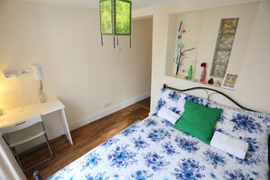 Basic Double Room, Kitchenette (Tranquil Room) | Desk, iron/ironing board, rollaway beds, free WiFi