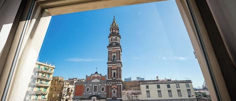 Junior Studio Suite, 1 Queen Bed, City View, Annex Building (Piazza Mercato) | 1 bedroom, premium bedding, in-room safe, desk