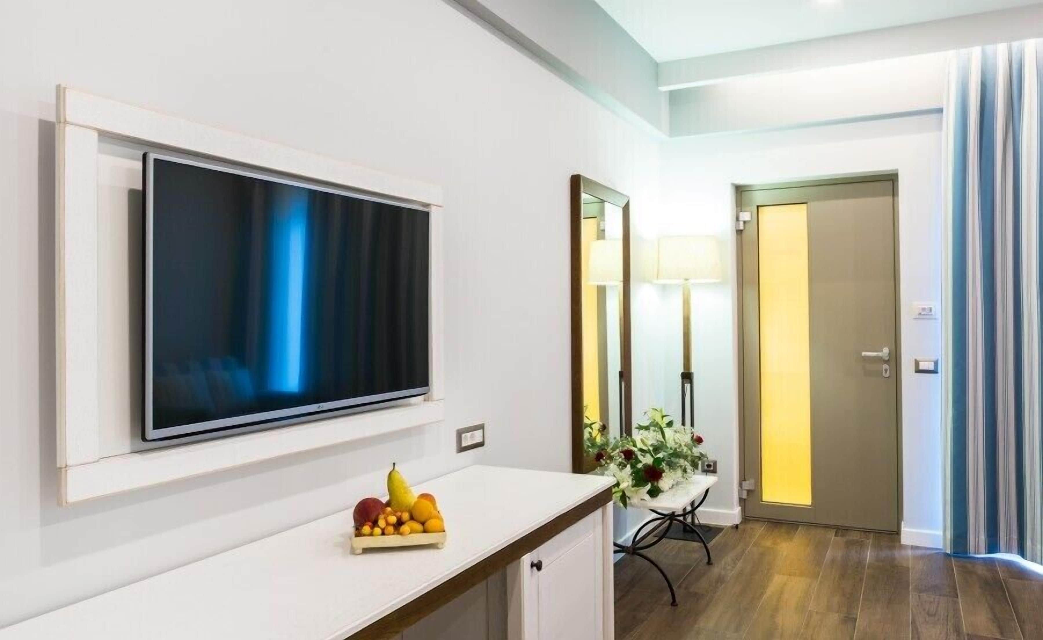 43-inch flat-screen tv with satellite channels, tv