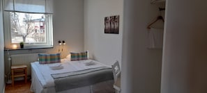Family Double Room | Blackout drapes, iron/ironing board, free WiFi, bed sheets - Kristinebergs Bed & Breakfast Mora (Mora)